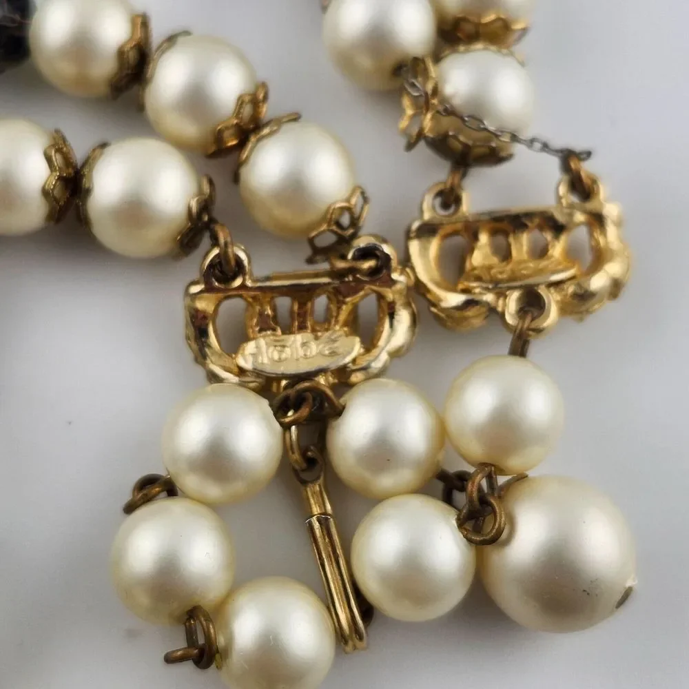 Hobe Vintage Faux Pearl & Crystal Beaded‎ Necklace 30